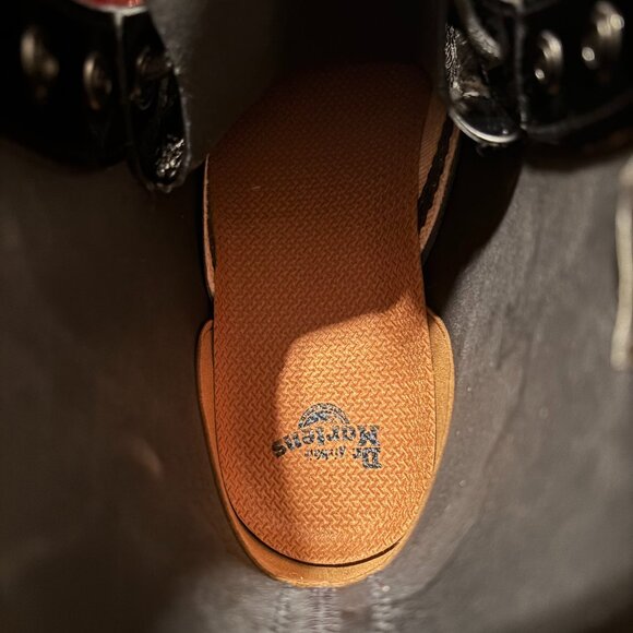 DOC MARTEN PATENT LEATHER COMBAT BOOT - Picture 4 of 5